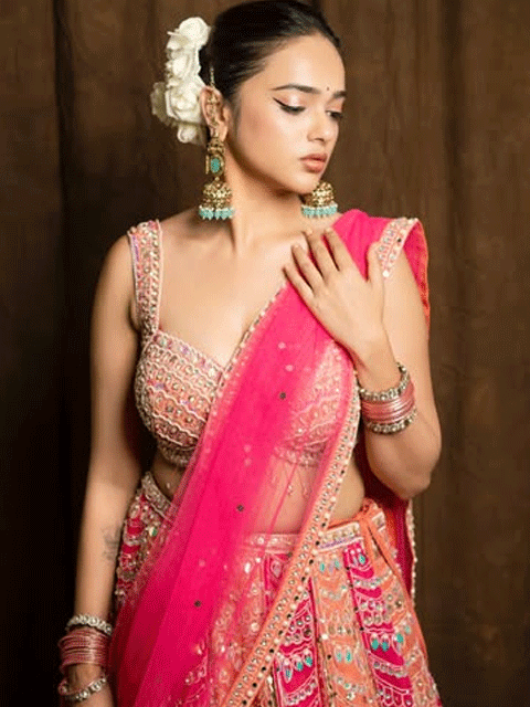 Sri Satya Looks Absolutely Gorgeous in Pink