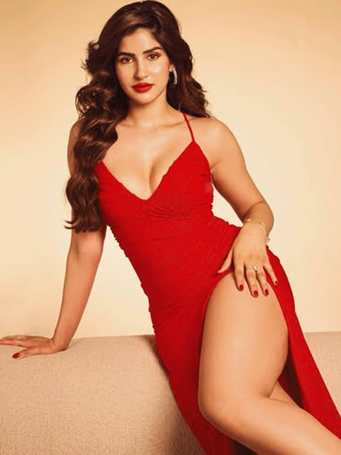 Red Hot Glamour: Sakshi Malik Steals the Spotlight