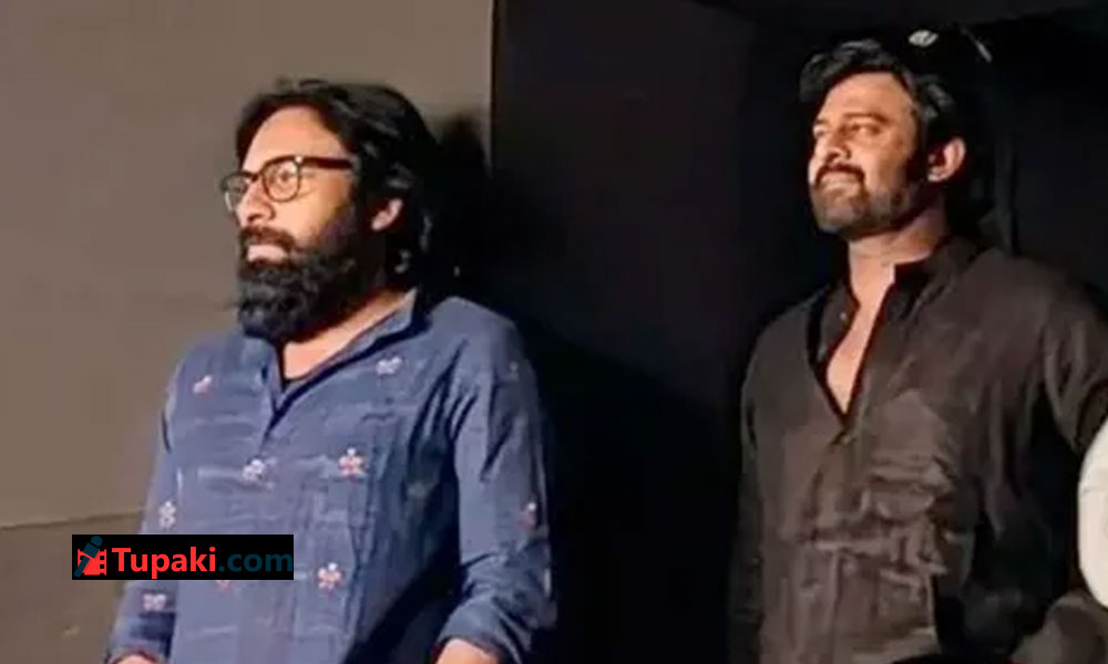 ప్ర‌భాస్‌ని పోలీస్‌గా చూపించే ఛాన్స్ వంగాకే రాసి పెట్టి ఉంది!