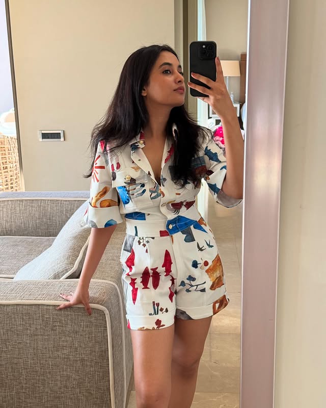 Priyanka Mohan Looks Stunning in a Chic Yacht-Side Summer Look