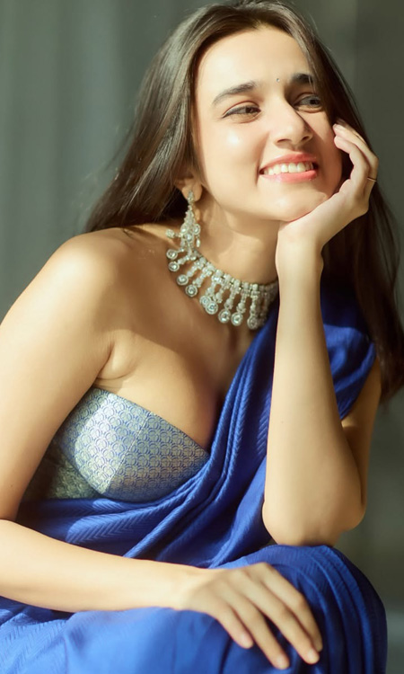 Nuveksha’s Gorgeous Blue Saree Look Wins Hearts on Social Media