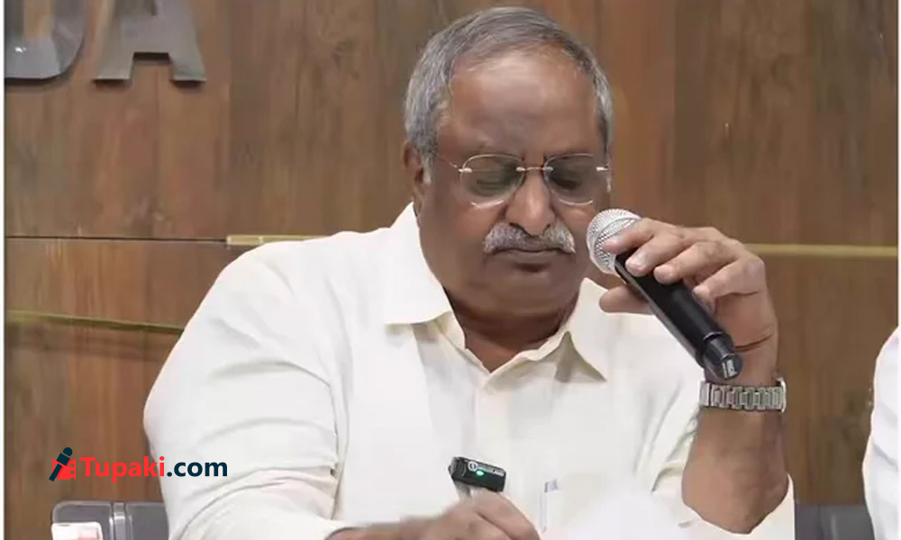 ఫుల్ ఫైర్ లో ఏబీవీ.. చంద్రబాబుపై విమర్శలకు అస్సలు తగ్గని రిటైర్డ్ డీజీ!