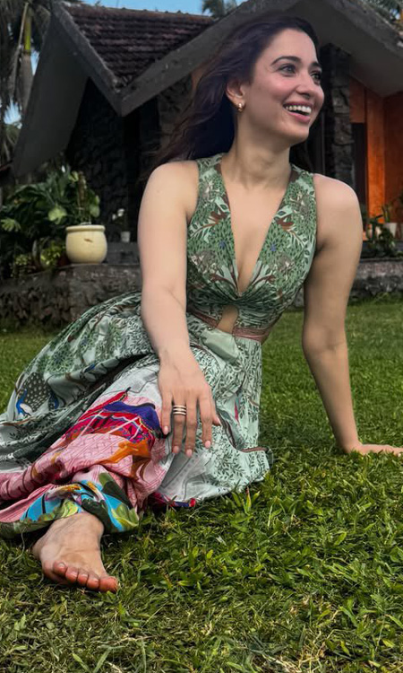 Tamannaah Bhatia Shares a Happy Moment While Promoting Samjho Na