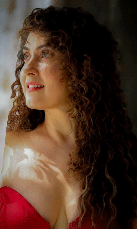 Manjari Fadnis Glows in Soft, Radiant Portrait