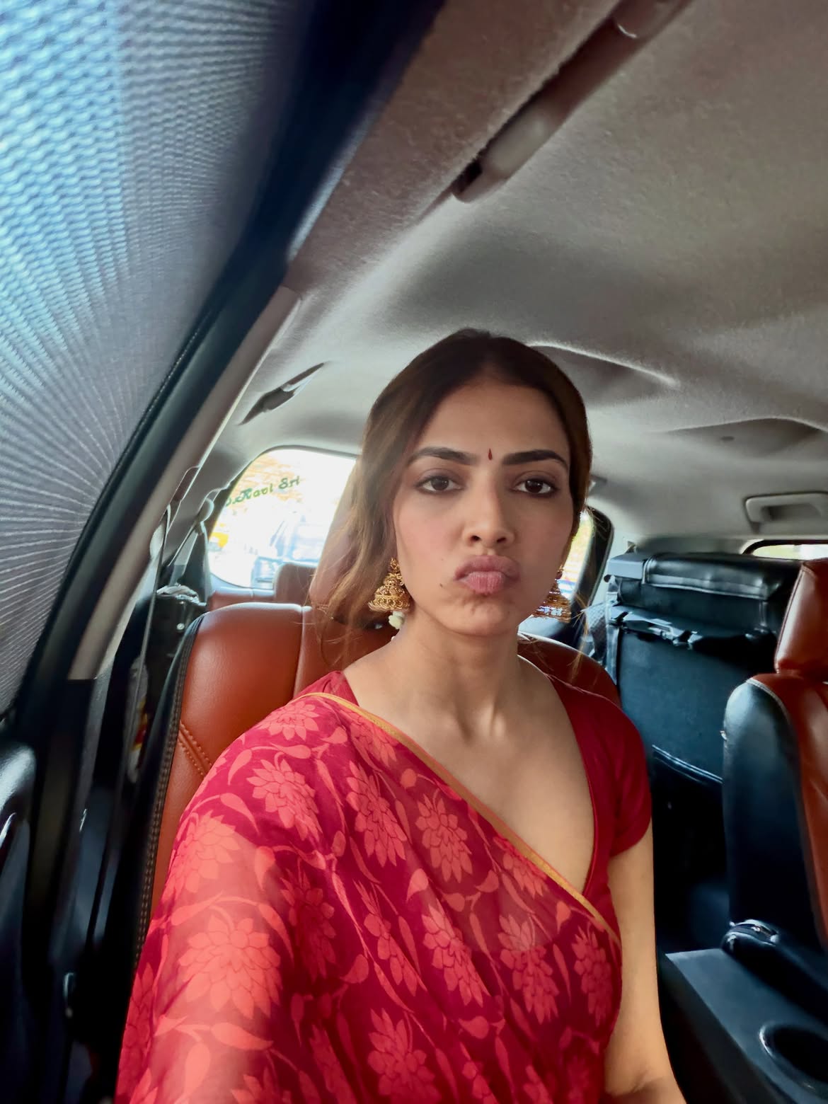 Malavika Mohanan Radiates Grace in a Saree