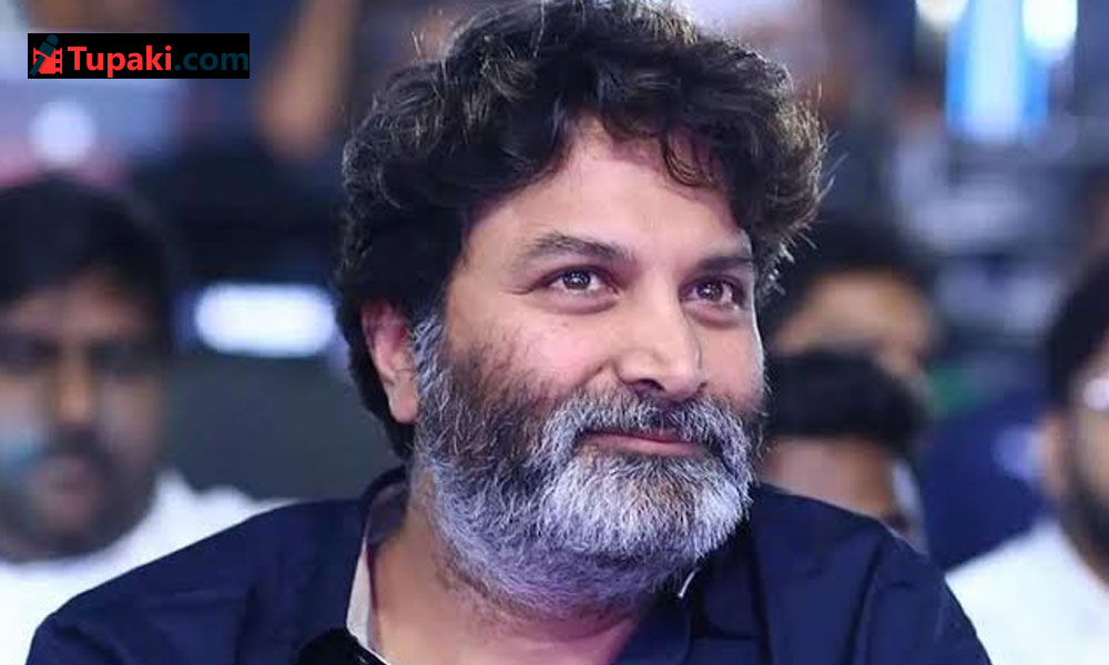 లెనిన్ బ్లాక్ బస్టర్.. త్రివిక్రమ్ ప్లాన్ వర్కౌట్ అవుతుందా?
