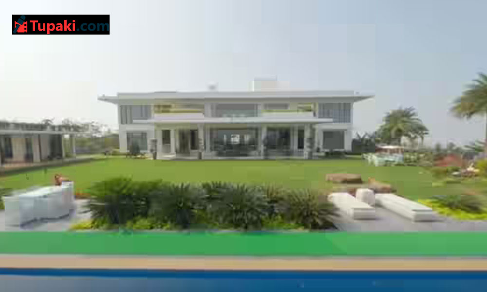 రిసార్ట్‌ను తలపించేలా స్టార్ డైరెక్ట‌ర్  ఖండాలా విల్లా!