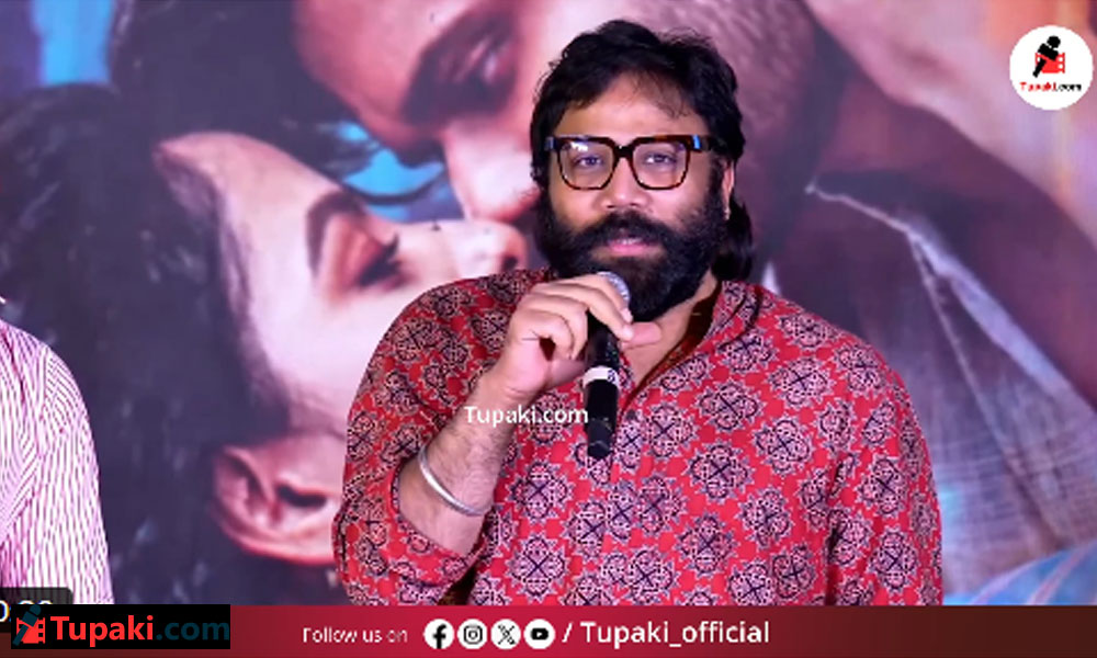 హీరో కాకముందే.. వంగా కంట్లో పడ్డ ఆనంద్!