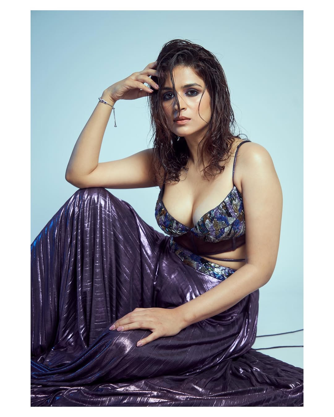 Shraddha Das Raises the Glam Quotient With Her Purple Look