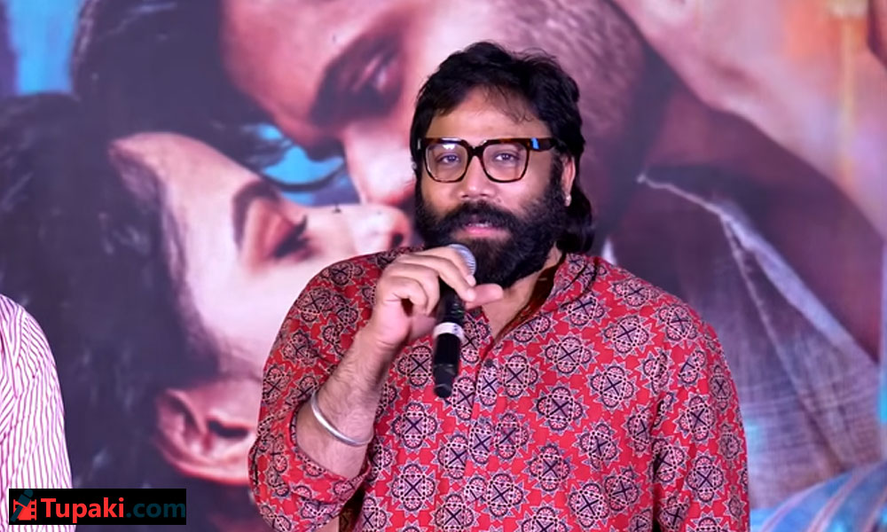 Sandeep Vanga Worrying Prabhas Fans At Wrong Time?