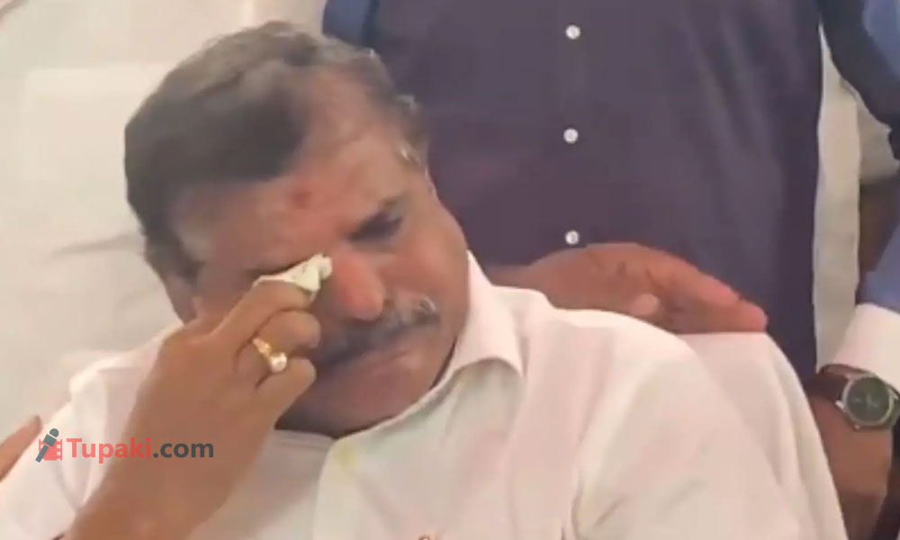 వెక్కివెక్కి ఏడ్చేసిన బొత్స.. ధైర్యం సడలిపోయిందా?
