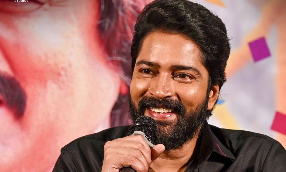 మ‌ర‌ణ‌శ‌య్య‌పై తండ్రి.. షూటింగ్ చేయాలా వ‌ద్దా? అల్లరి నరేష్ ఎమోష‌న‌ల్ జ‌ర్నీ!
