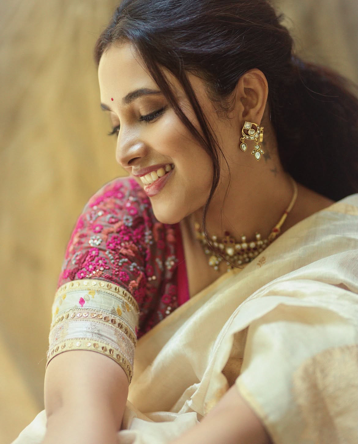 Priyanka Mohan’s Timeless Traditional Elegance