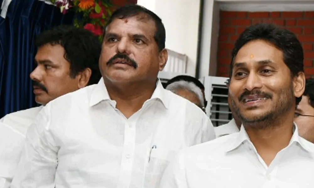 బొత్సకు జగన్ విశేష ప్రాధాన్యం...అయిదు జిల్లాలు చేతికి !