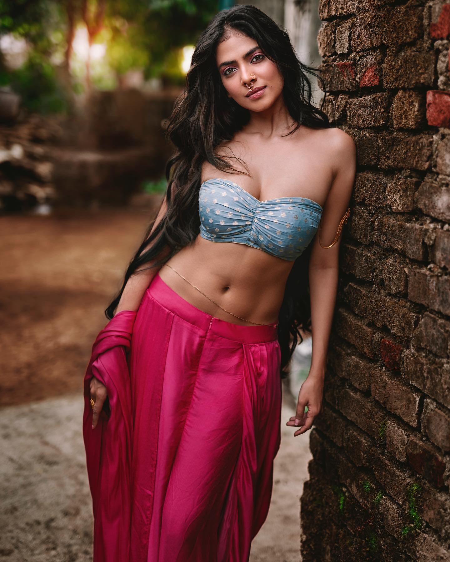 Malavika Mohanan’s Glamorous Traditional Look Steals the Spotlight