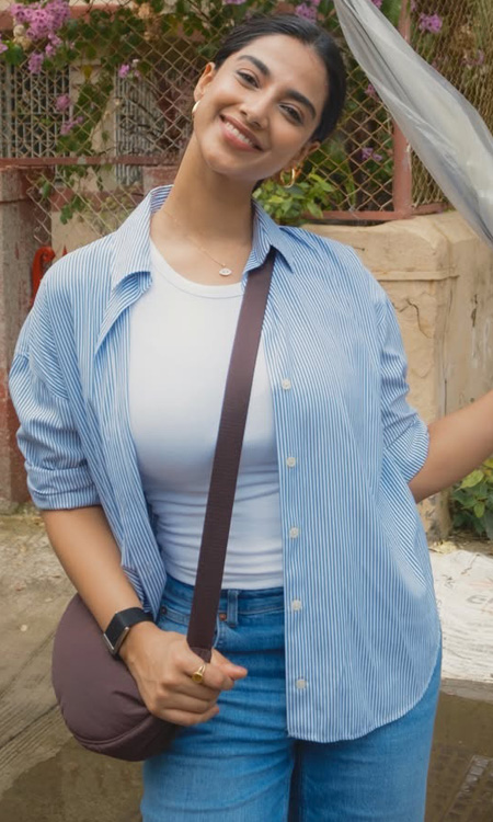 Meenakshi Chaudhary Looks Effortlessly Stylish in Casual Blue Outfit