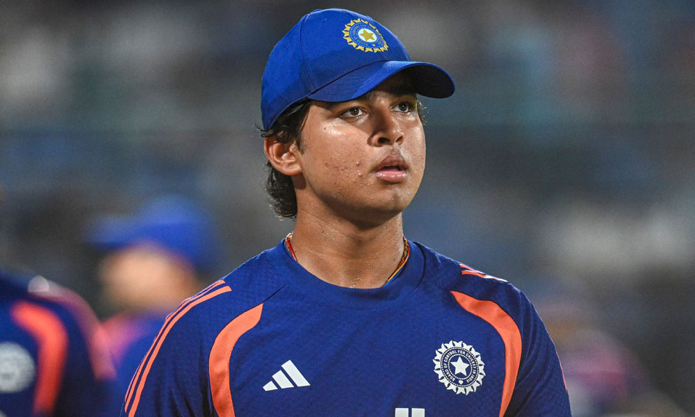 Didn’t Go To School, But Indian Cricketer Makes 2 Cr Per Day?