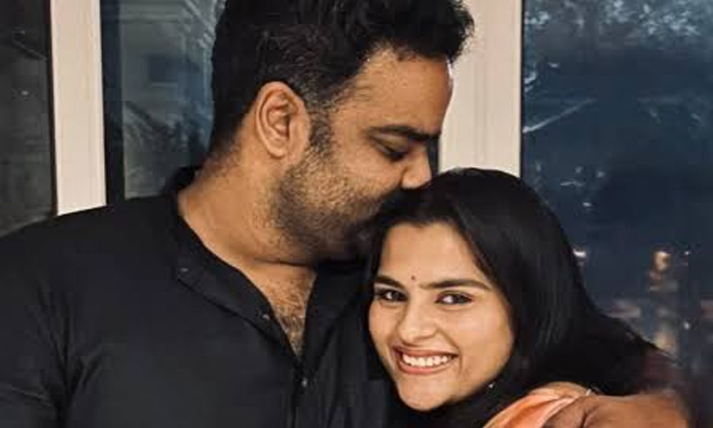 కావ్య కళ్యాణ్ రామ్ - కాలభైరవ మధ్య ఏజ్ గ్యాప్ ఎంతో తెలుసా?