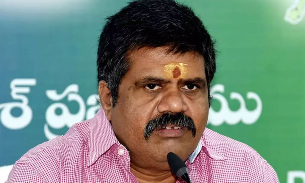 రావాలి అవంతి అంటున్న వైసీపీ !
