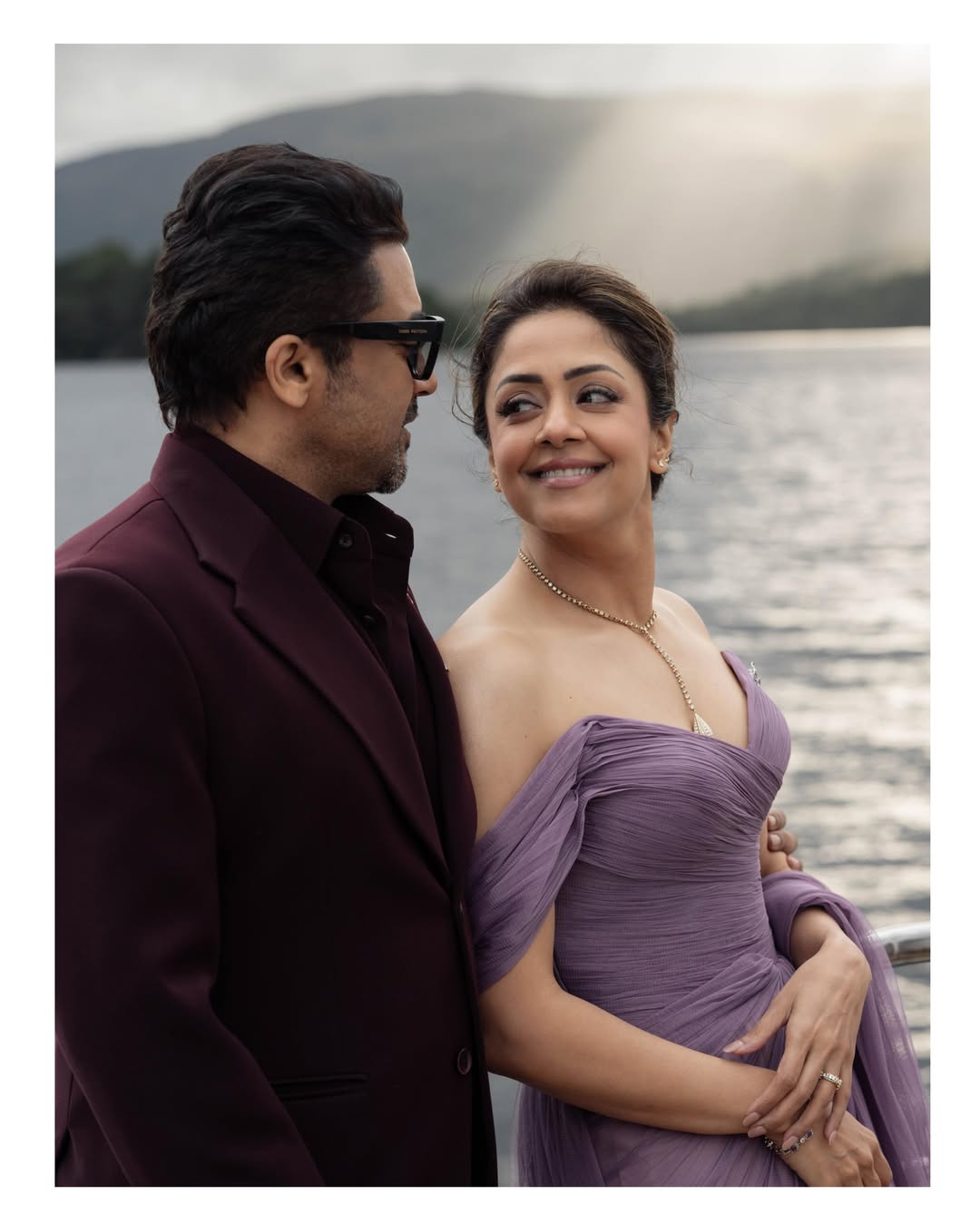 Suriya and Jyotika Look Picture-Perfect in Their Beautiful Wedding Suriya and Jyotika Look Picture-Perfect in Their Beautiful Wedding