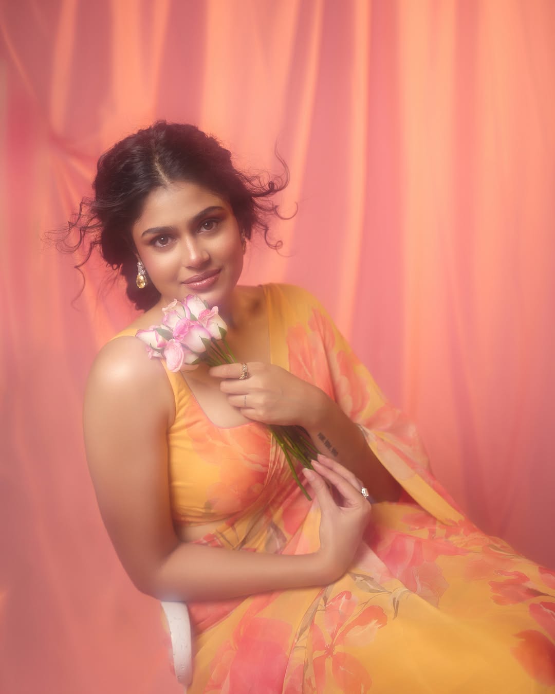 Faria Abdullah Radiates Warm Elegance in Sunny Yellow