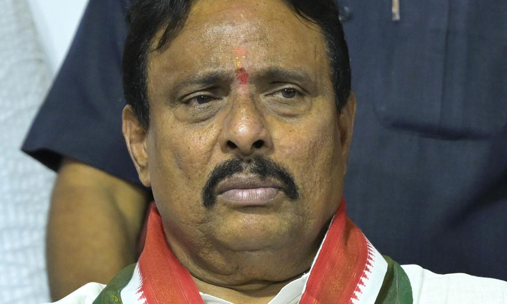 తెలంగాణలో తొలిసారి.. దానం నాగేందర్‌పై అనర్హత వేటు.. ఆ 8 మంది ఎమ్మెల్యేల్లో టెన్షన్?