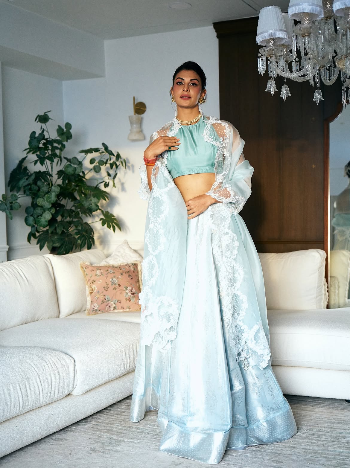 Jacqueline Fernandez Mesmerizes in Lace-Detailing Lehenga
