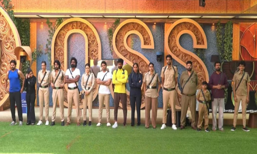 Bigg Boss Telugu 10: మానిప్యులేటర్లు.. పప్పెట్లు Bigg Boss Telugu 10: మానిప్యులేటర్లు.. పప్పెట్లు