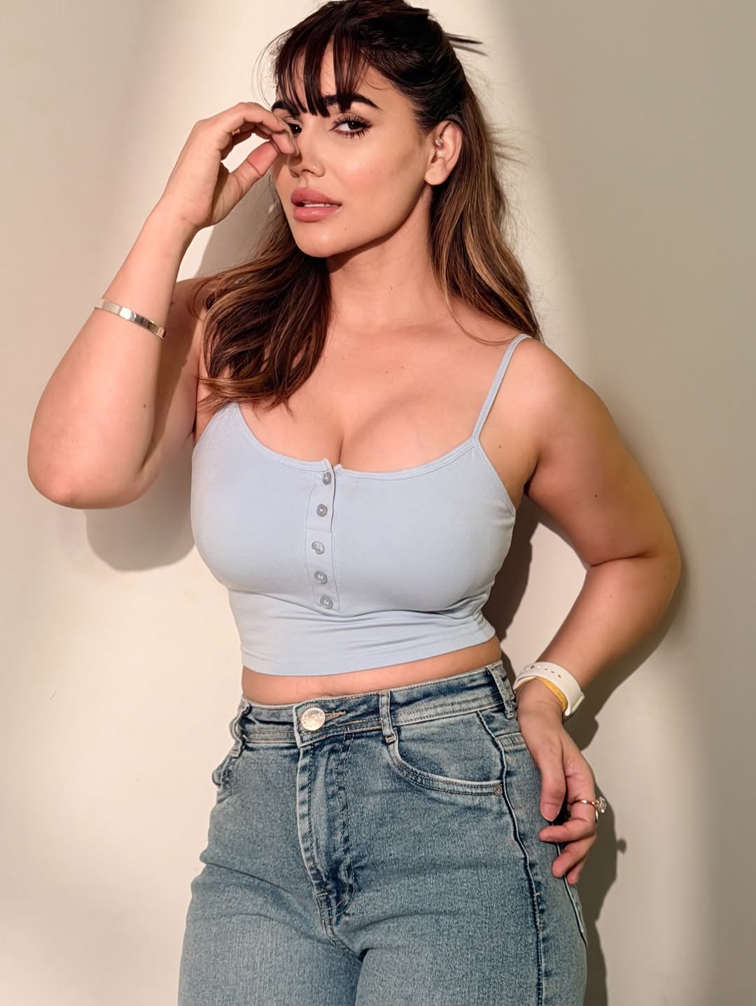 Kangna Sharma Drops Fresh New Photoshoot