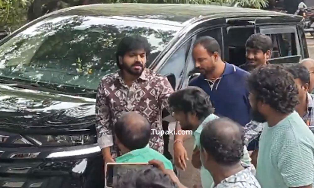 అభిమానులపై అనిల్ రావిపూడి ఫైర్.. అసలేం జరిగిందంటే?