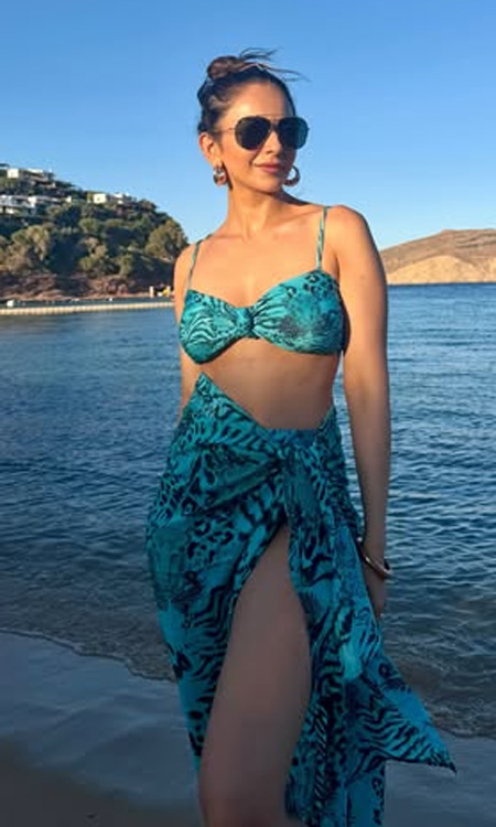 Rakul Preet Singh Sets Beach Glam Goals in This Stunning Greece Throwback