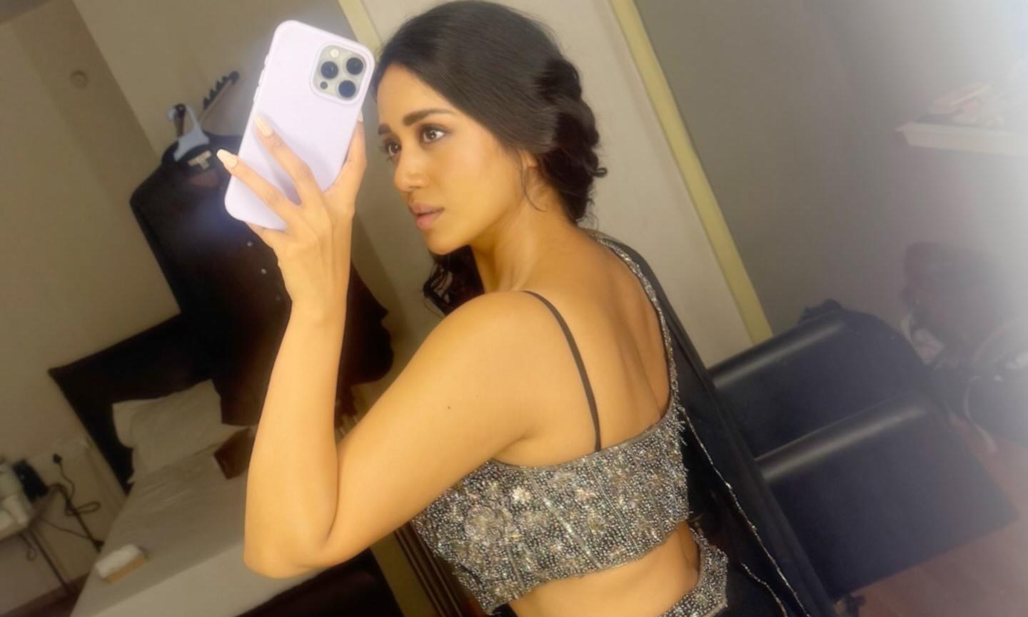 సైజ్ తగ్గింది.. స్టైల్ పెరిగింది.. నివేదా సెల్ఫీ నెట్‌లో ట్రెండ్