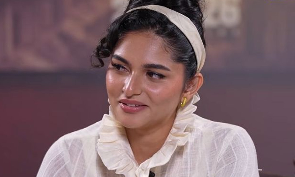 కయాదు లోహర్ ఫ్యామిలీ స్టోరీ వైరల్.. పేరు వెనక అసలు అర్థం ఇదే!