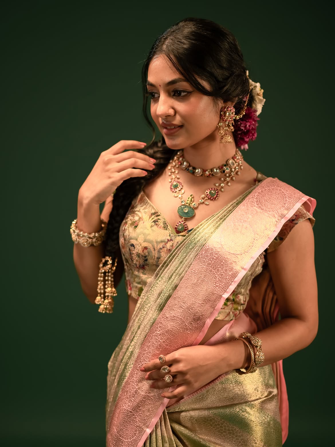 Ivanas Ethereal Kanjivaram Saree Look Steals the Spotlight