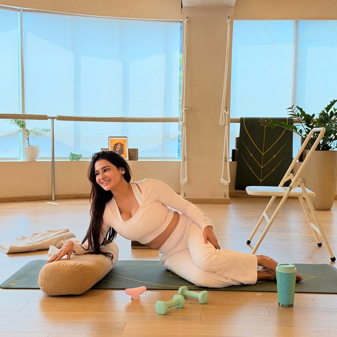 Prakriti Pavani Stuns in Chic All-White Fitness Wear