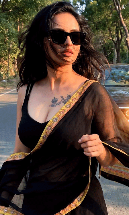 Jyoti Poorvaj’s Latest Photoshoot Blends Glamour and Signature Style
