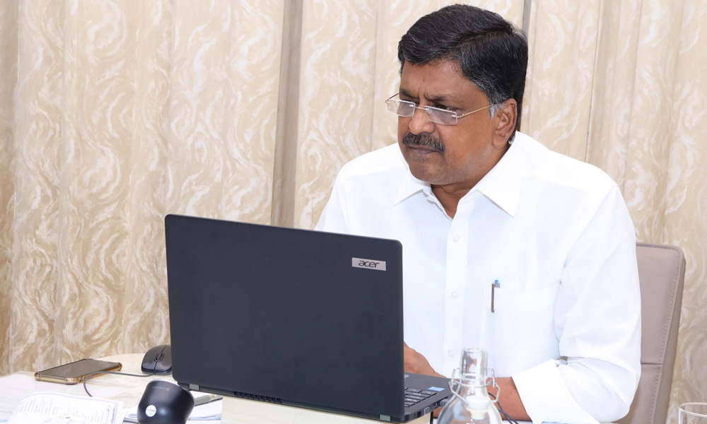 ప‌య్యావుల కేశ‌వ్‌.. కాసుల‌ కుస్తీ.. !