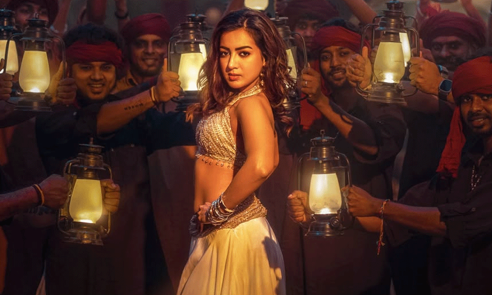 విజయ్ కొడుకు మాస్ టచ్.. సిగ్మాకు సులోచన కలిసొచ్చేనా?