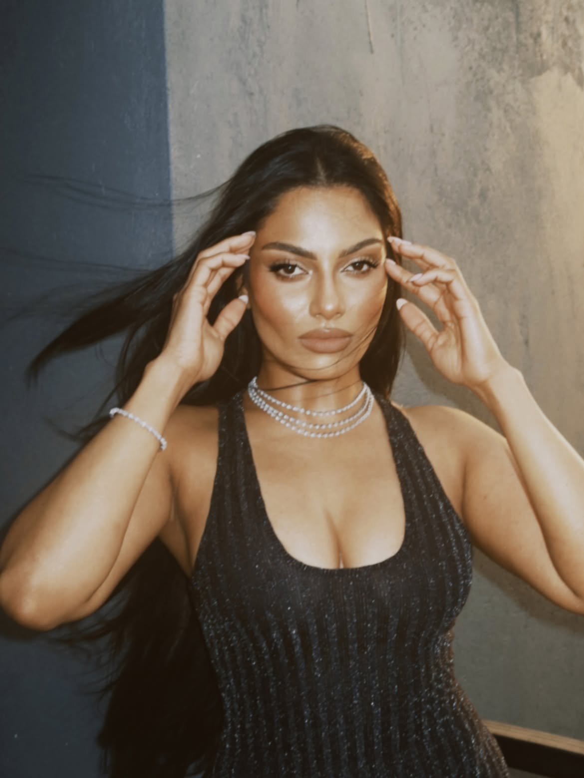 Chandrika Ravi Captivating the Lens with Style and Glamour