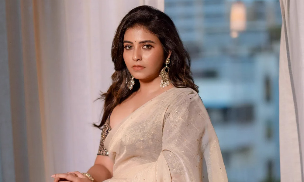 తెలుగింట సీత‌మ్మ టాలీవుడ్ కి దూర‌మైన‌ట్లేనా?
