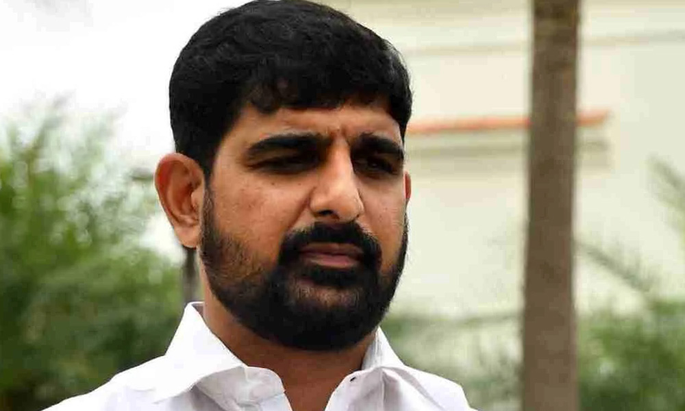 కౌశిక్ రెడ్డికి షాకిస్తున్న కాంగ్రెస్‌.. తెర‌వెనుక పాలిటిక్స్ ఇవే!