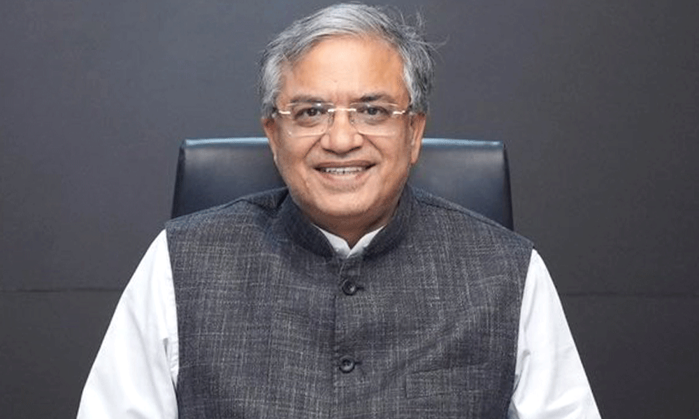 సీఈసీపై చర్యలు తీసుకోవడం కష్టమా?   మరి సీఈసీ రాజీనామా చేయాలంటే ఏం జరగాలి?