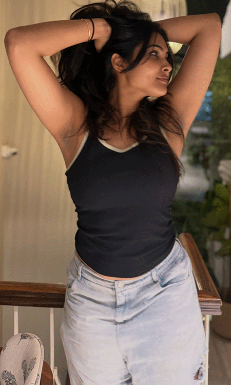 Divi Vadthya Turns Heads With Her Stylish Staircase Pose