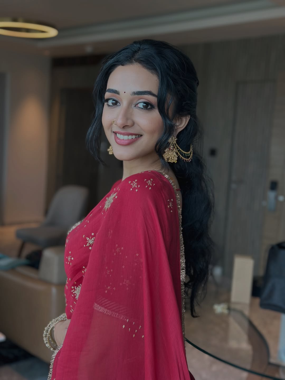 Preity Mukhundhan’s Gorgeous Red Saree Look Wins Hearts