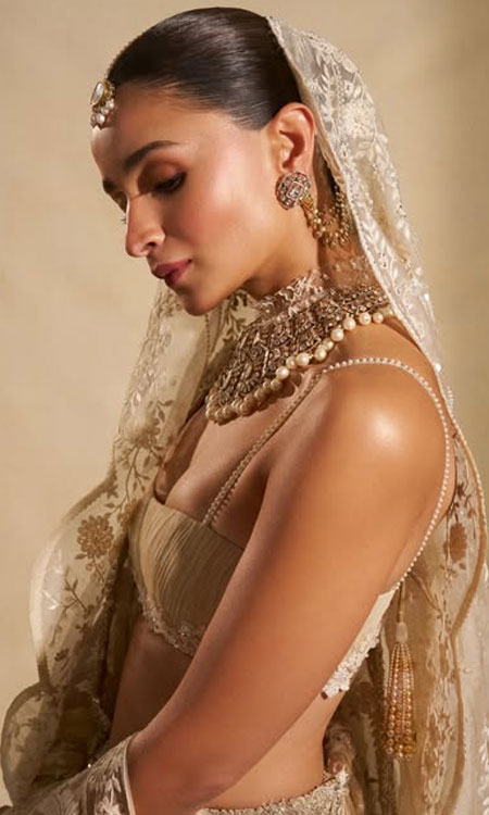 Alia Bhatt Showcases Artisan Excellence