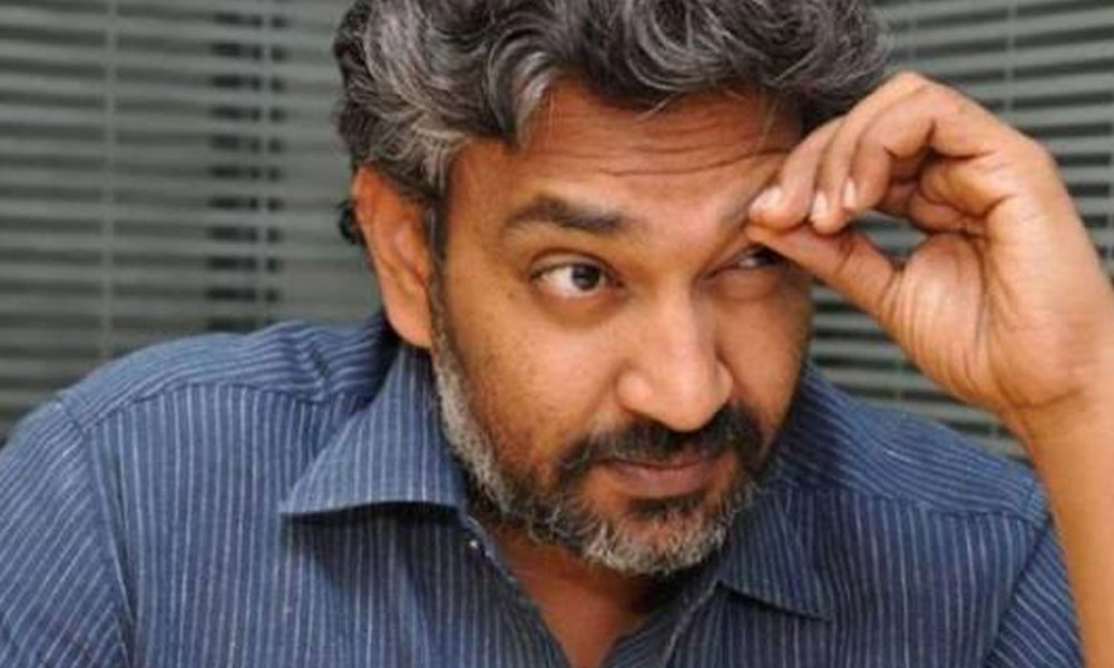 రాజమౌళిని గుర్తించక పోవడం ఏంటి భయ్యా..!