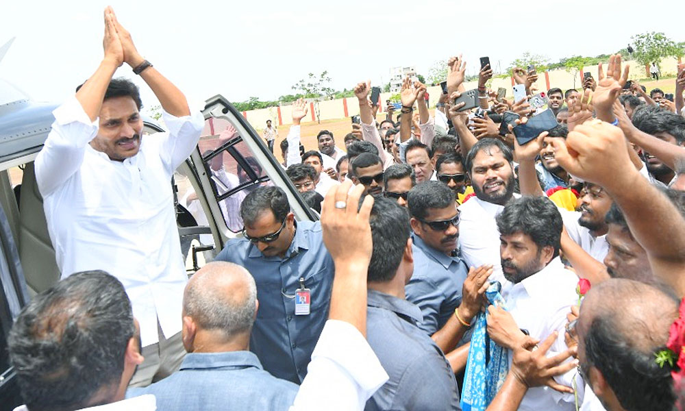 జ‌గ‌న్ మ‌రో ప‌రామ‌ర్శ‌యాత్ర‌.. పోలీసులు ఏమ‌న్నారంటే!
