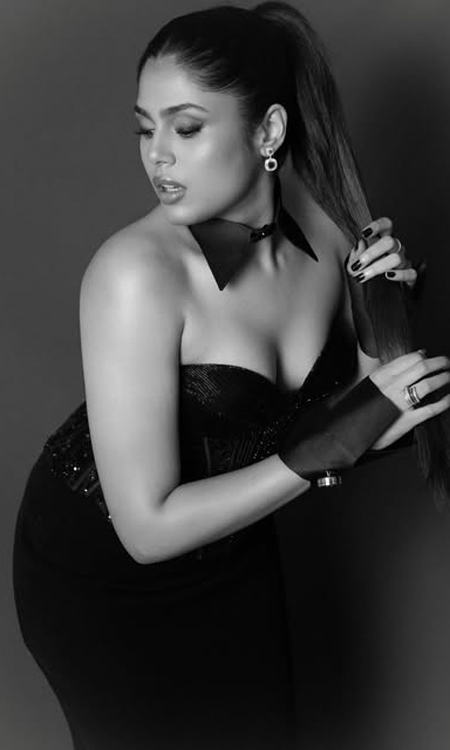 Faria Abdullah Stuns in a Striking Black-and-White Corset Look