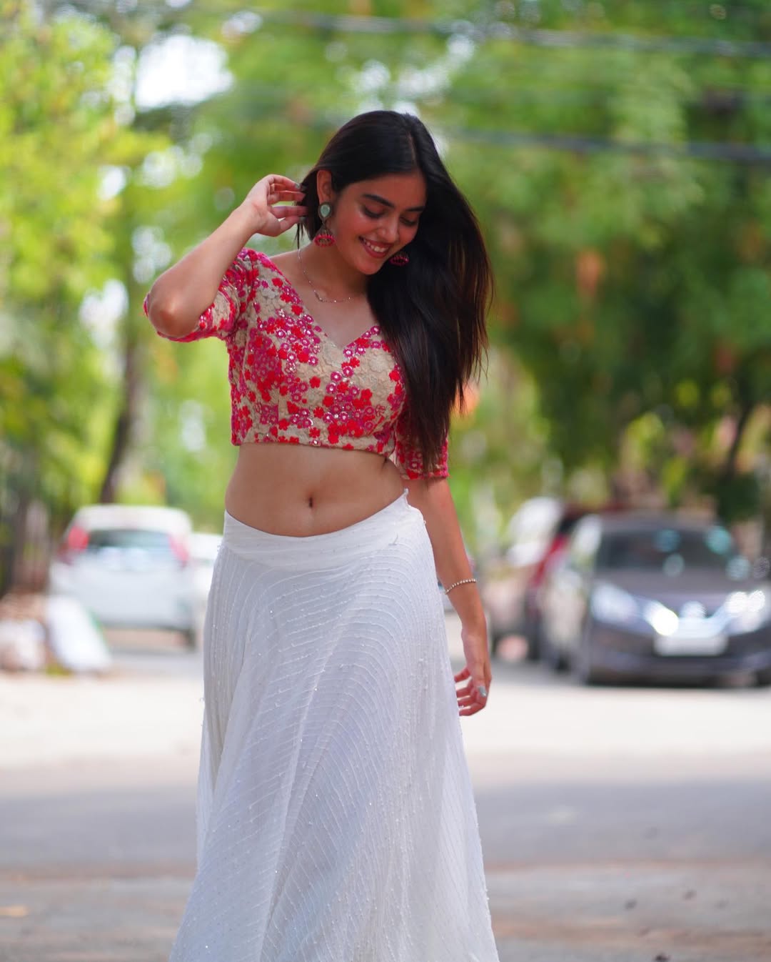 Kushitha Kallapu Looks Gorgeous in a Vibrant Red and White Ethnic Look
