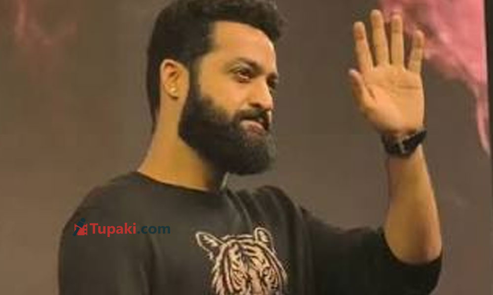 Jr NTRs Shoulder Issue Yet To Resolve?